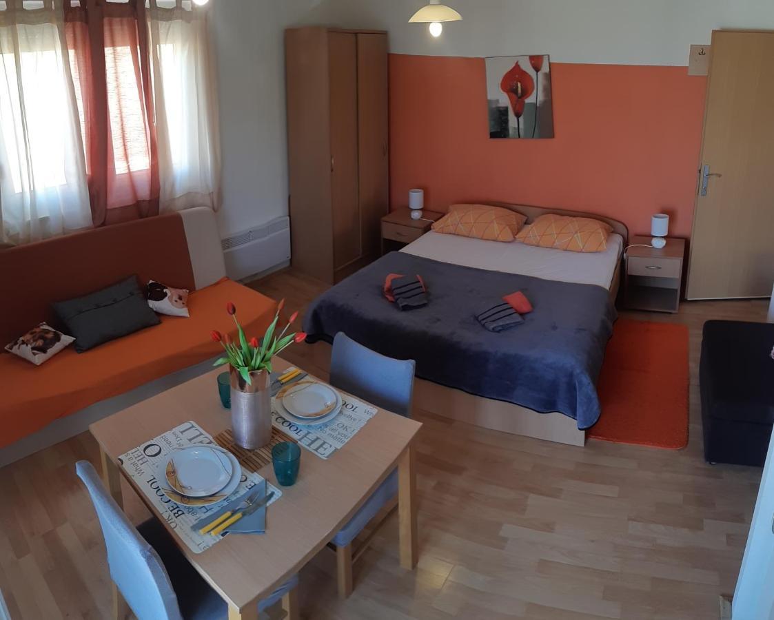 Apartments Lans Vodice Buitenkant foto