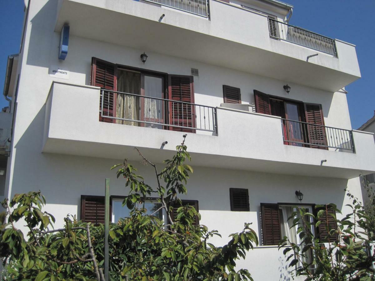 Apartments Lans Vodice Buitenkant foto