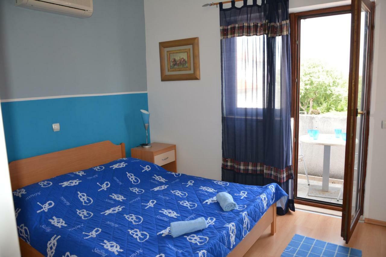 Apartments Lans Vodice Buitenkant foto