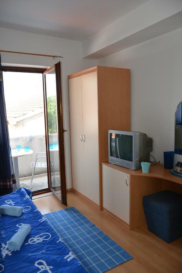 Apartments Lans Vodice Buitenkant foto