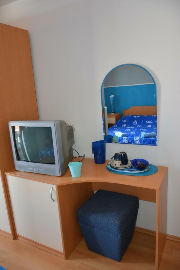 Apartments Lans Vodice Buitenkant foto